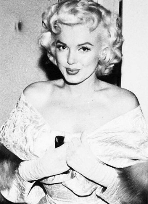 Marilyn à la première de l'Est d'Eden Mars de 1955