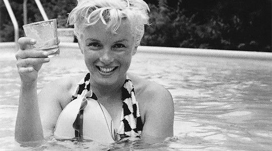 Marilyn Monroe. Photographed by Milton Greene. (1955)