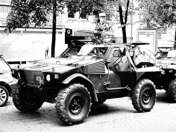 Panhard : la production de véhicules militaires