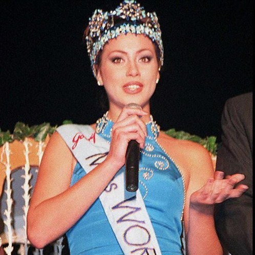 Irene Skliva : Miss Monde 1996