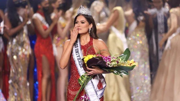 Andrea Meza est élue Miss univers 2021