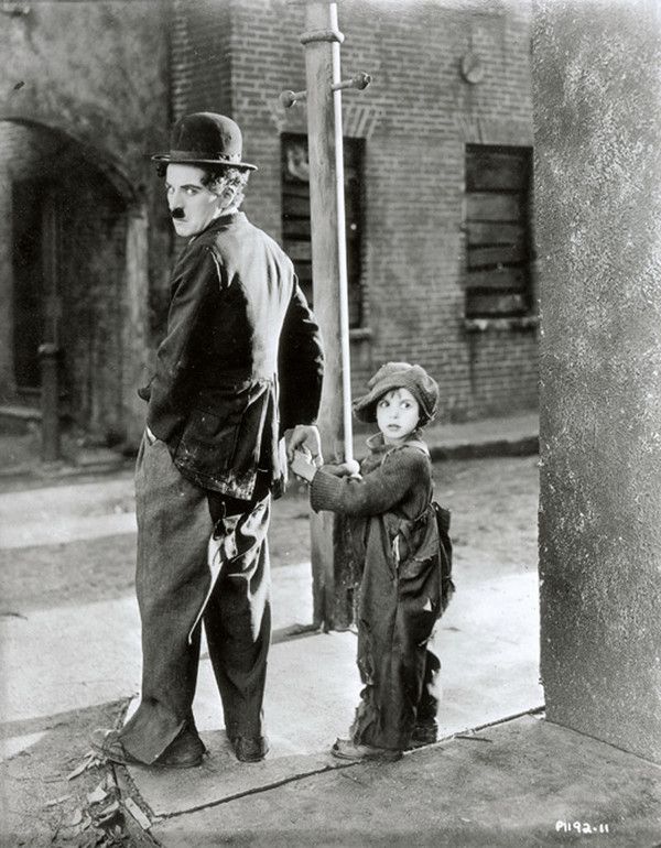 Charlie Chaplin : Né à Est Lans