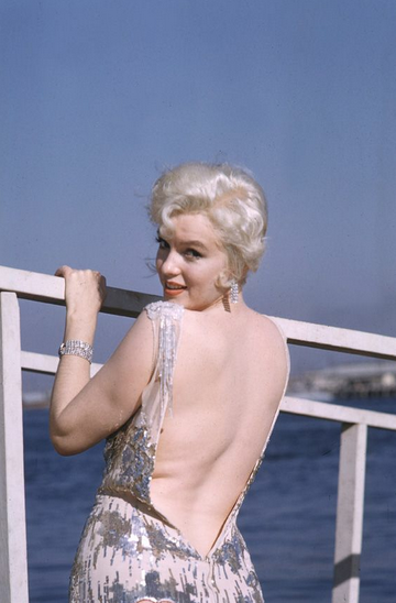 Marilyn Monroe sur le plateau Certains l'aiment chaud 1958