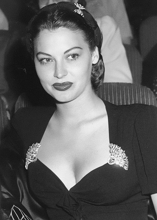 Ava Gardner 1942