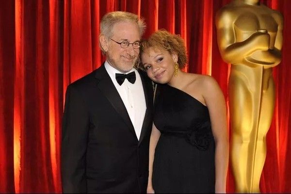 La fille de S. Spielberg arrêtée pour violences conjugales