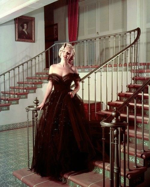 Marilyn at The Academy Awards, 1951
